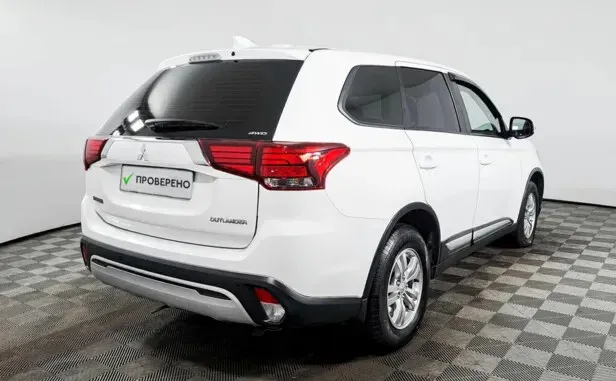 Mitsubishi Outlander, III Рестайлинг 3 — фото 2