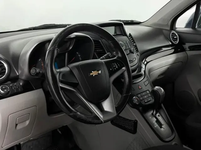 Chevrolet Orlando — фото 11