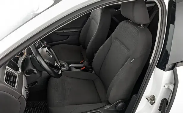 Volkswagen Jetta, VI Рестайлинг — фото 7