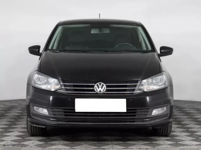 Volkswagen Polo, V Рестайлинг — фото 2
