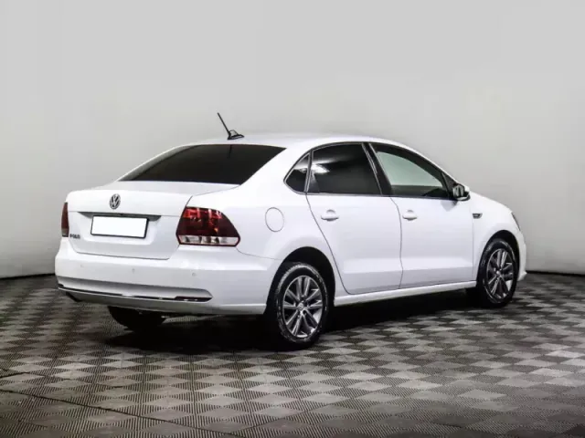 Volkswagen Polo, V Рестайлинг — фото 5