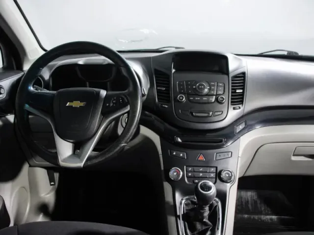 Chevrolet Orlando — фото 10