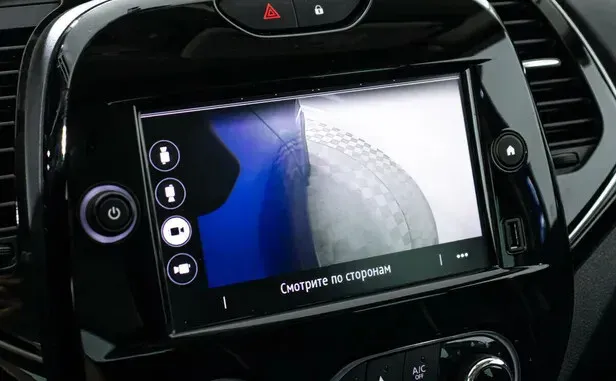 Renault Kaptur, I Рестайлинг — фото 11