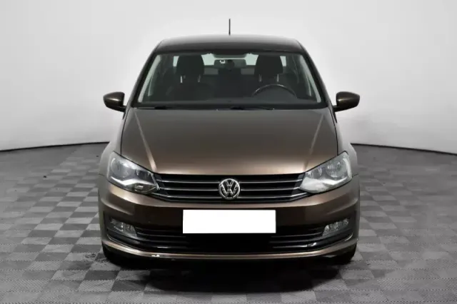 Volkswagen Polo, V Рестайлинг — фото 2