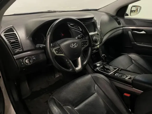 Hyundai i40, I — фото 11