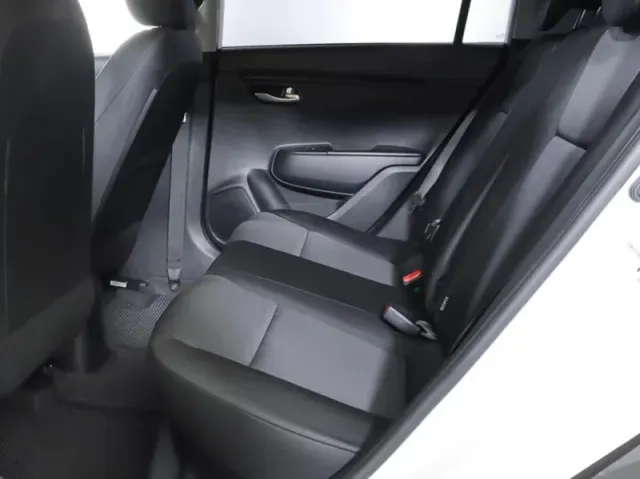 Kia Rio, IV Рестайлинг — фото 13