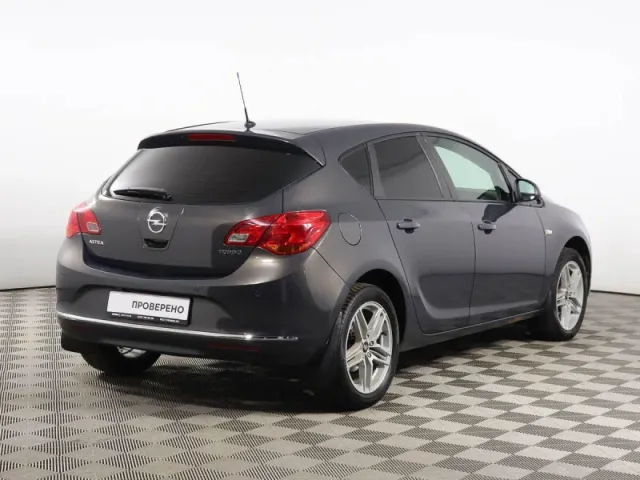Opel Astra, J Рестайлинг — фото 8