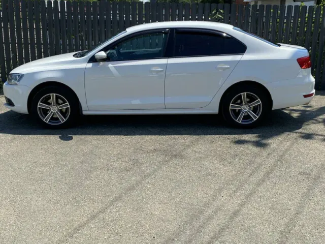 Volkswagen Jetta, VI Рестайлинг — фото 2