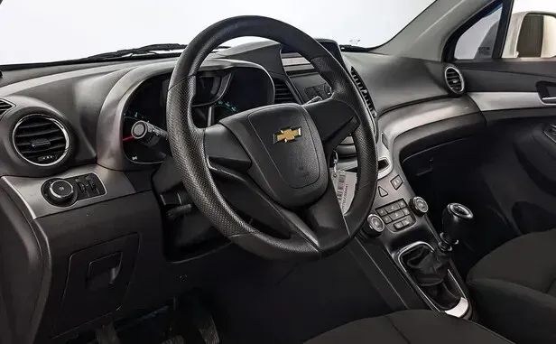 Chevrolet Orlando, I — фото 7