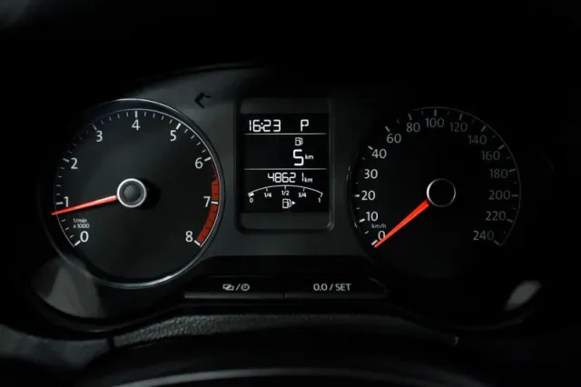Volkswagen Polo, V Рестайлинг — фото 10