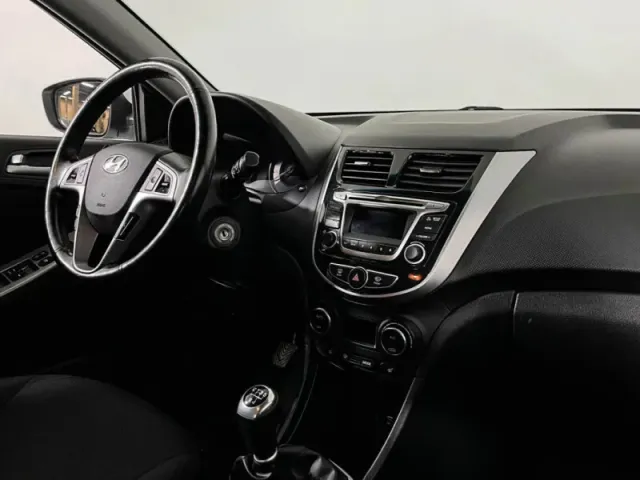 Hyundai Solaris, I Рестайлинг — фото 6