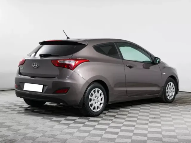 Hyundai i30, II — фото 4