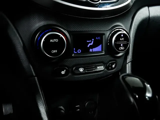 Hyundai Solaris, I Рестайлинг — фото 15