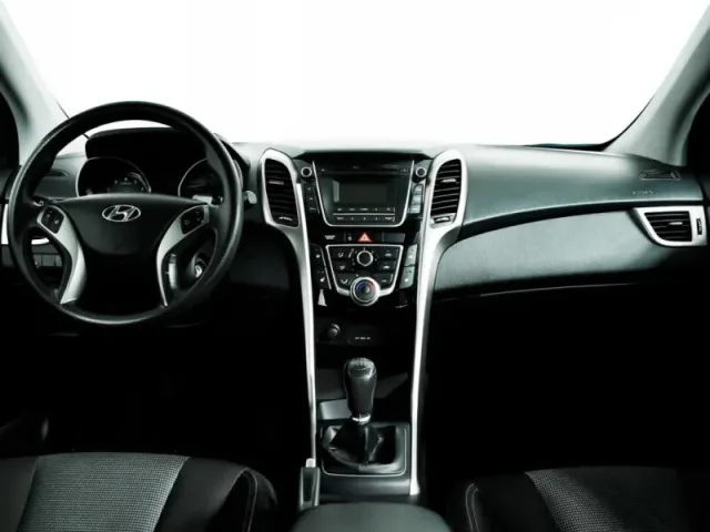 Hyundai i30, II — фото 13