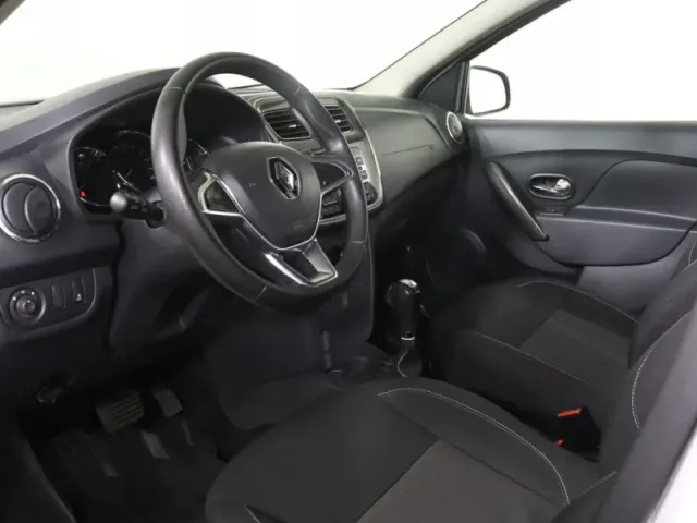Renault Logan, II Рестайлинг — фото 16