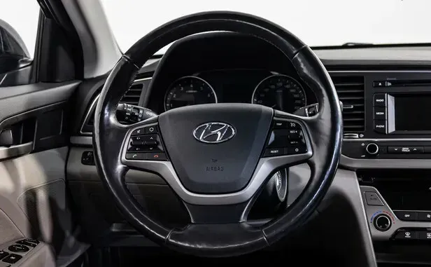 Hyundai Elantra, VI (AD) — фото 5