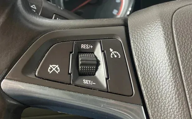 Opel Insignia, I — фото 9