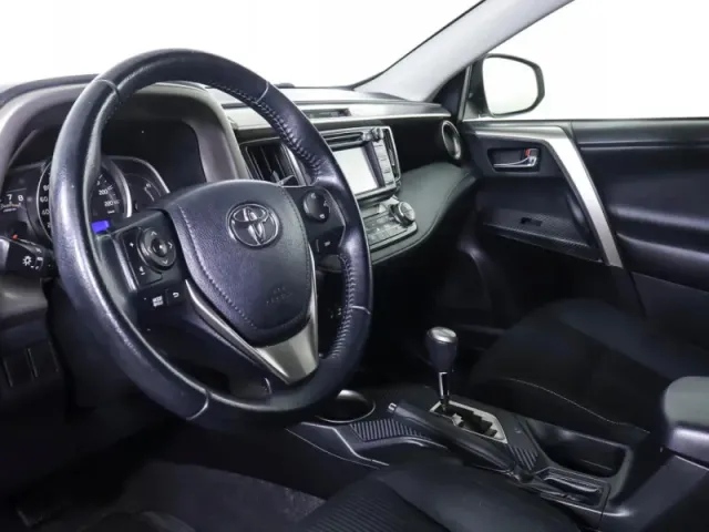Toyota RAV4, IV (XA40) — фото 18