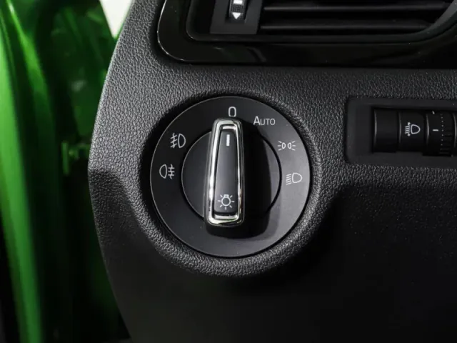 Skoda Rapid, I Рестайлинг — фото 18
