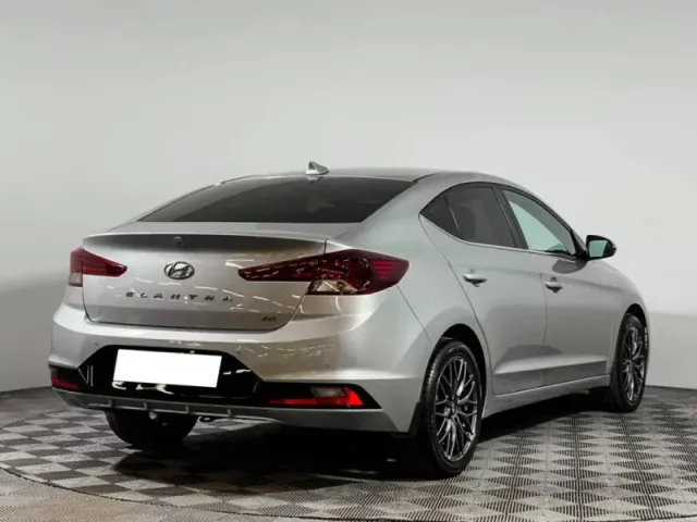 Hyundai Elantra, VI (AD) Рестайлинг — фото 5