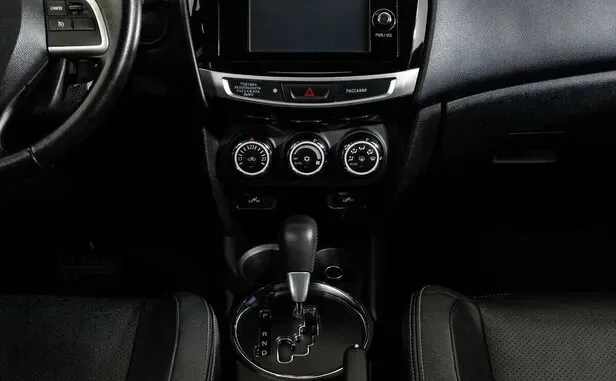Mitsubishi ASX, I Рестайлинг — фото 12