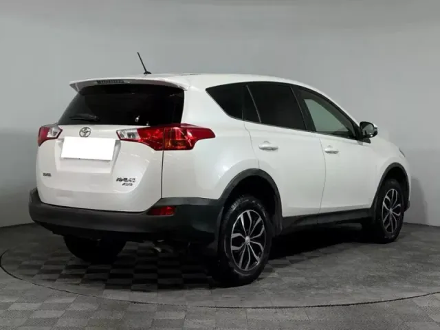 Toyota RAV4, IV (XA40) — фото 5