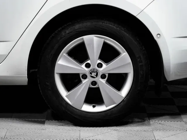 Skoda Octavia, III (A7) — фото 8