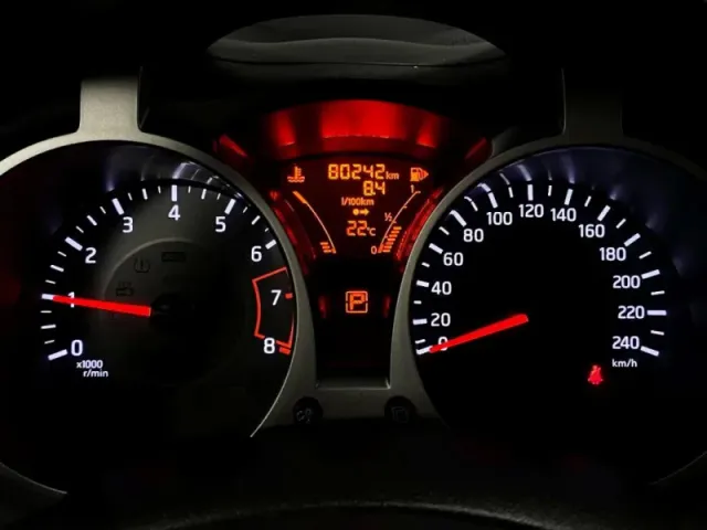 Nissan Juke, I Рестайлинг — фото 18