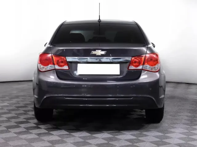 Chevrolet Cruze, I Рестайлинг — фото 6