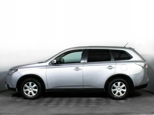 Mitsubishi Outlander, III Рестайлинг — фото 8