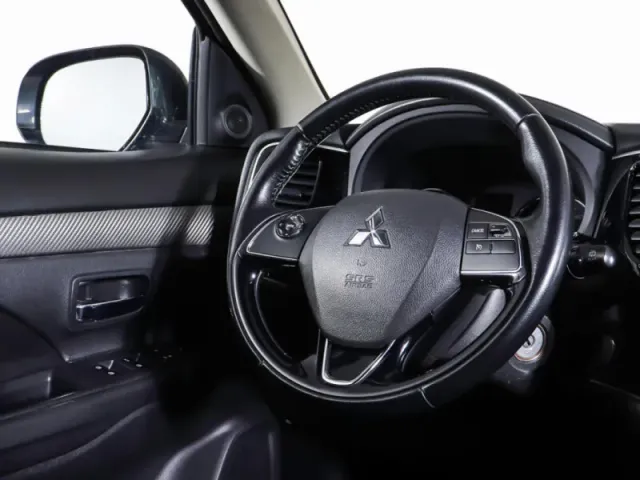 Mitsubishi Outlander, III Рестайлинг 2 — фото 15