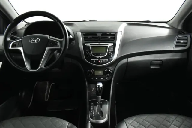Hyundai Solaris, I — фото 11