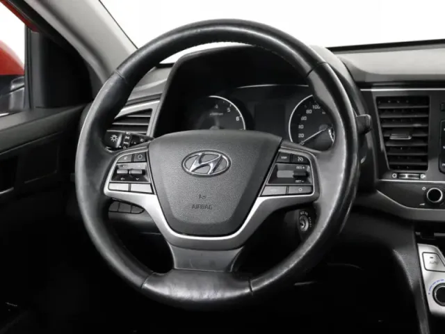 Hyundai Elantra, VI (AD) — фото 14