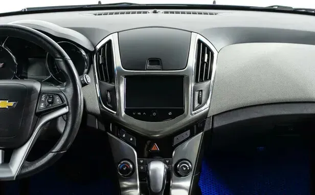 Chevrolet Cruze, I Рестайлинг — фото 10