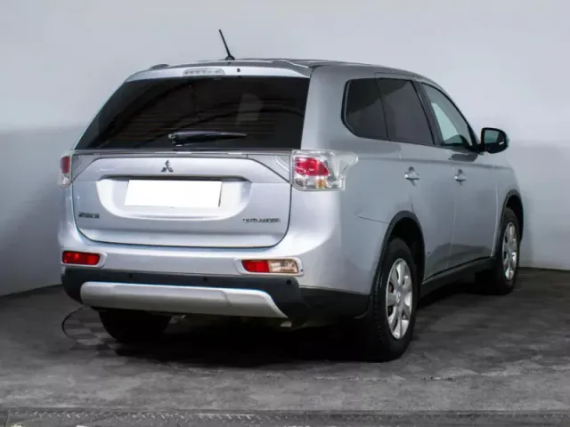 Mitsubishi Outlander, III Рестайлинг — фото 5