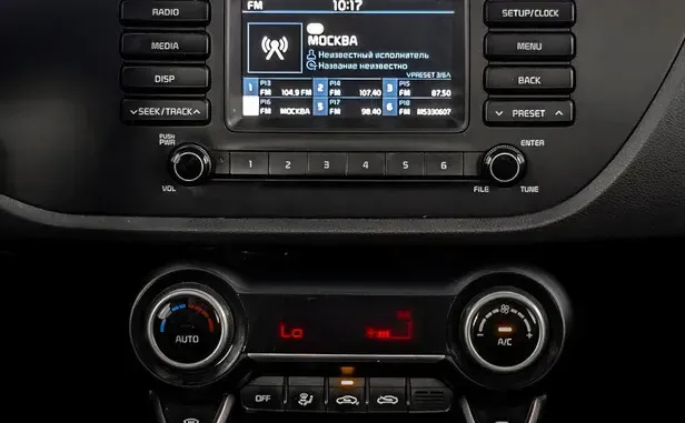 Kia Rio, IV — фото 10