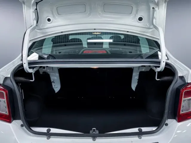 Renault Logan, II Рестайлинг — фото 11