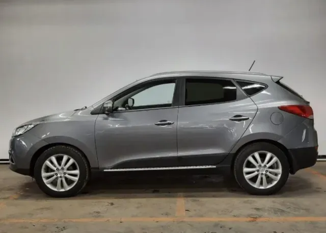 Hyundai ix35, I — фото 2