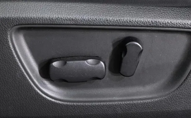 Mitsubishi Pajero Sport, III — фото 11