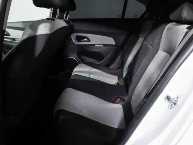 Chevrolet Cruze, I — фото 11