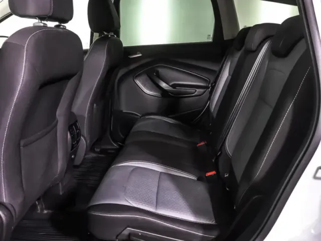 Ford Kuga, II Рестайлинг — фото 14