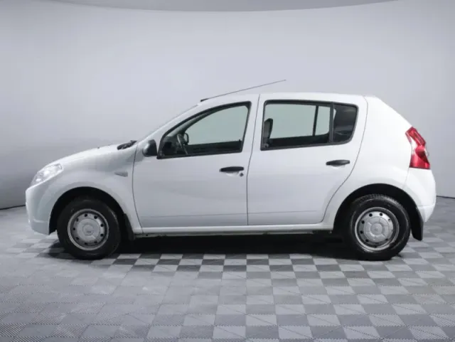 Renault Sandero, I — фото 8