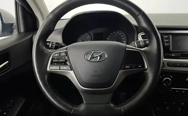 Hyundai Solaris, II — фото 15