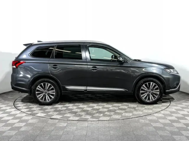 Mitsubishi Outlander, III Рестайлинг 3 — фото 4