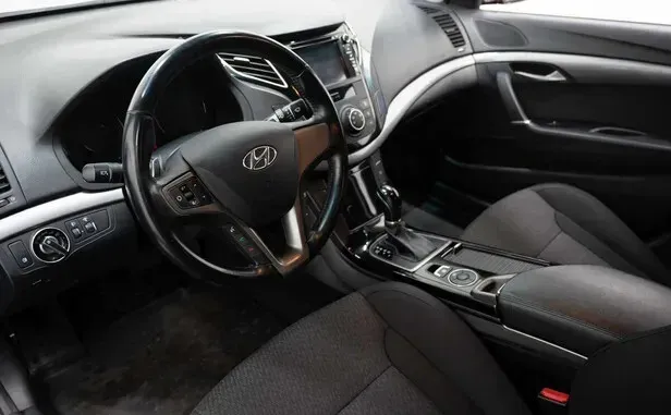 Hyundai i40, I Рестайлинг — фото 9