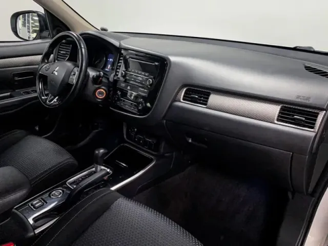 Mitsubishi Outlander, III Рестайлинг 2 — фото 13