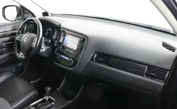 Mitsubishi Outlander, III Рестайлинг 2 — фото 6