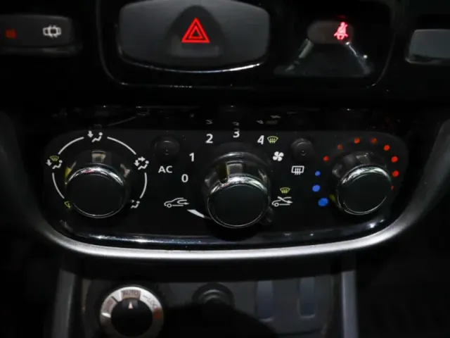 Renault Duster, I — фото 14