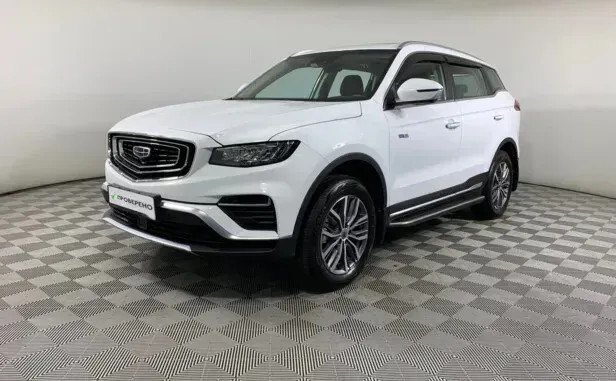Geely Atlas Pro — фото 15