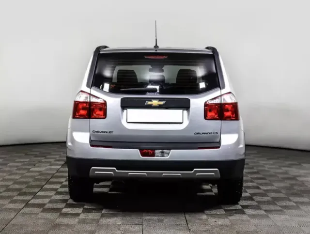 Chevrolet Orlando — фото 6